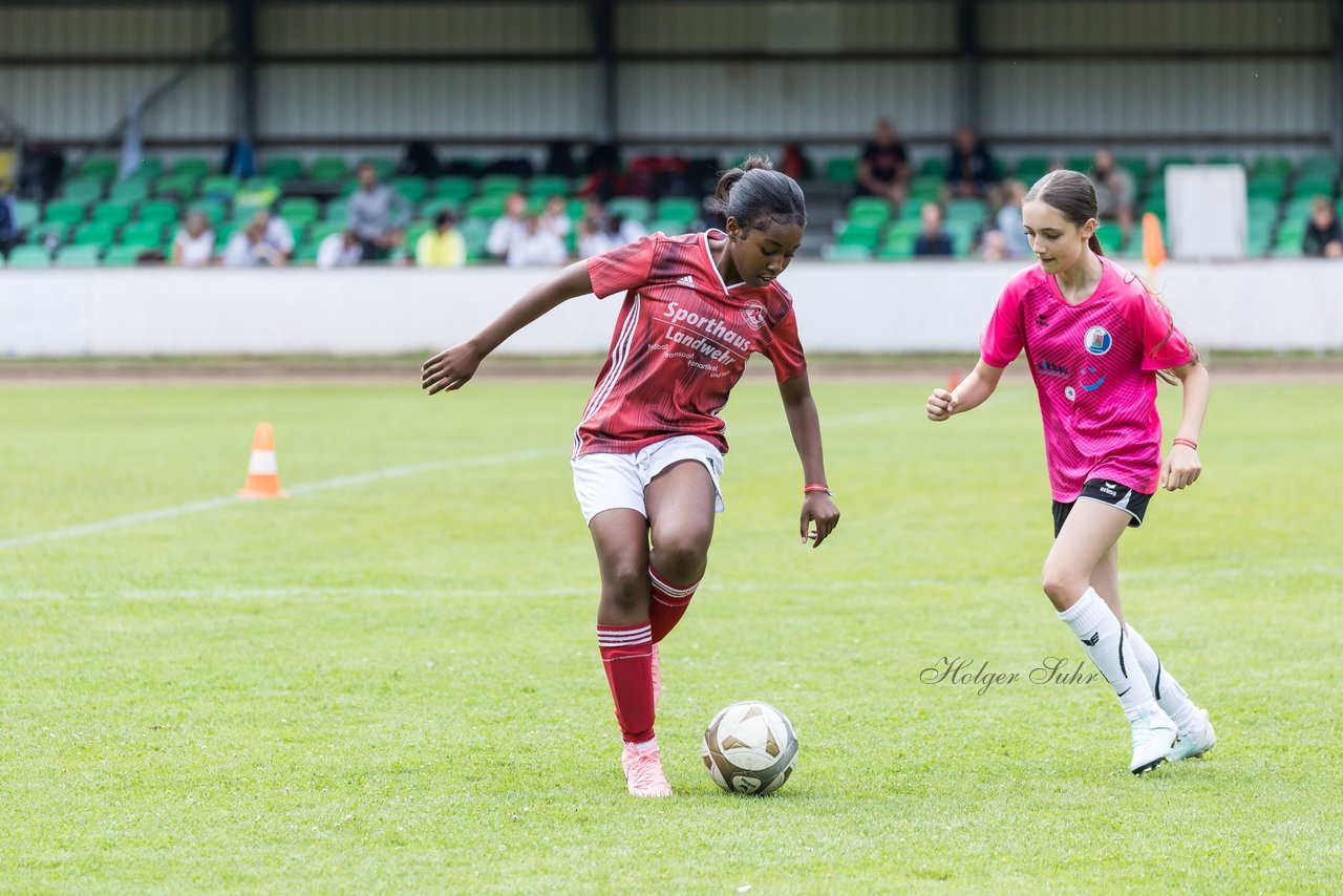 Bild 106 - Loewinnen Cup